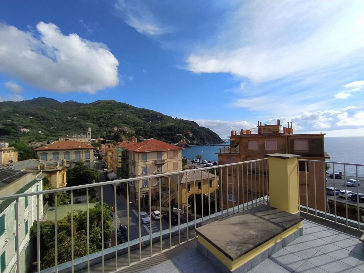 Monia House Sea View Apartment Levanto Bagian luar foto